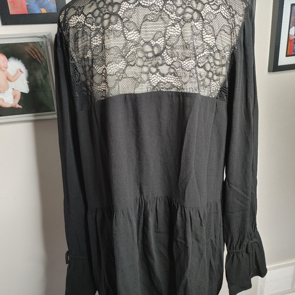 Love Legend Lace Back Tunic - Picture 5 of 7